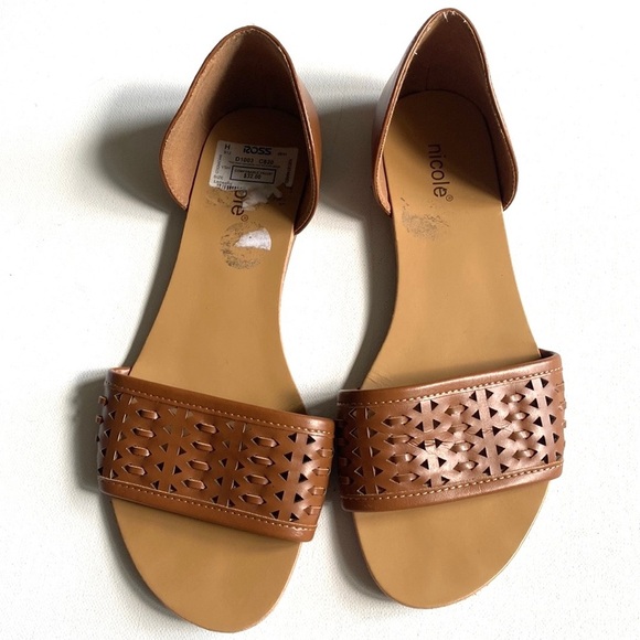 Nicole Tan Open toed weaved design Sandals, Size 7 1/2 - Picture 5 of 8